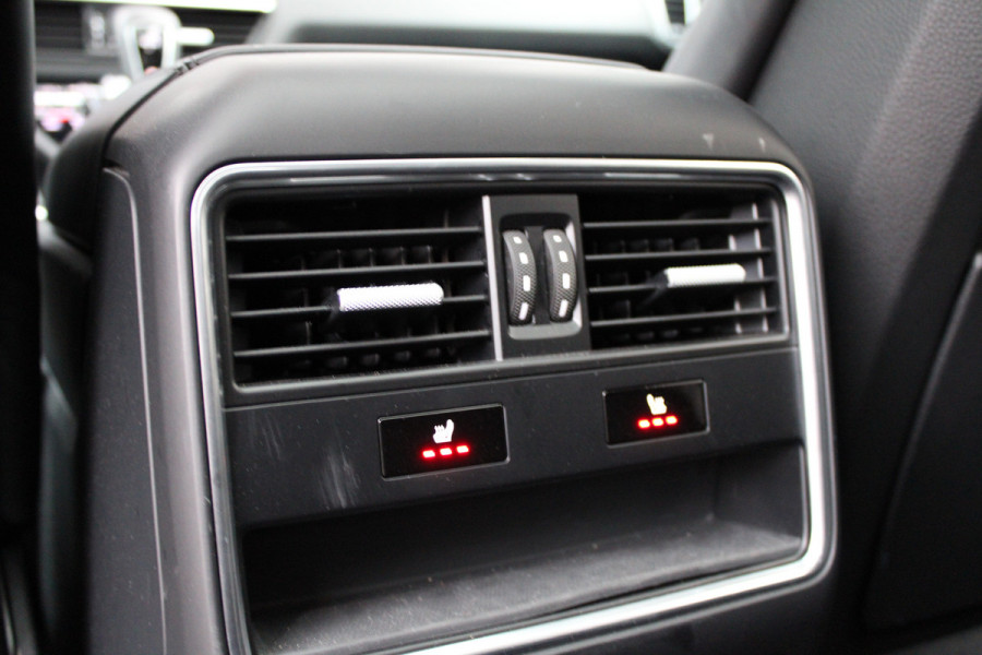 Porsche Cayenne Coupé 4.0 Turbo S E-Hybrid | VOL! | HUD | SOFT-CLOSE | KEYLESS | BOSE | PANO | MEMORY | TREKHAAK | KERAMISCH |