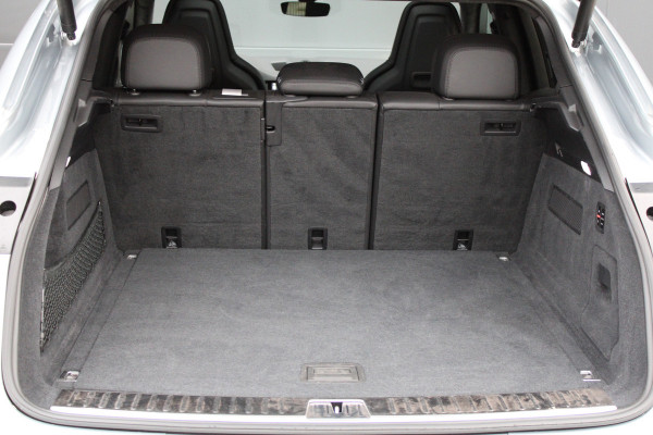 Porsche Cayenne Coupé 4.0 Turbo S E-Hybrid | VOL! | HUD | SOFT-CLOSE | KEYLESS | BOSE | PANO | MEMORY | TREKHAAK | KERAMISCH |