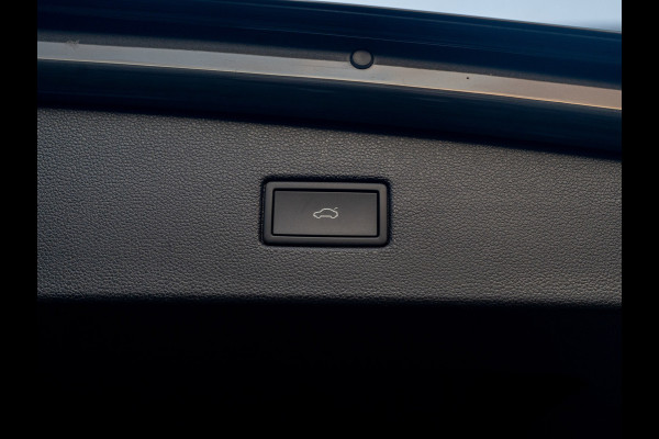 Volkswagen Tiguan 1.4 TSI eHybrid R-Line Business+ | 360 Camera | Stoelgeheugen | Head UP | Keyless | Side Assist | Leder | Prijs Rijklaar!!