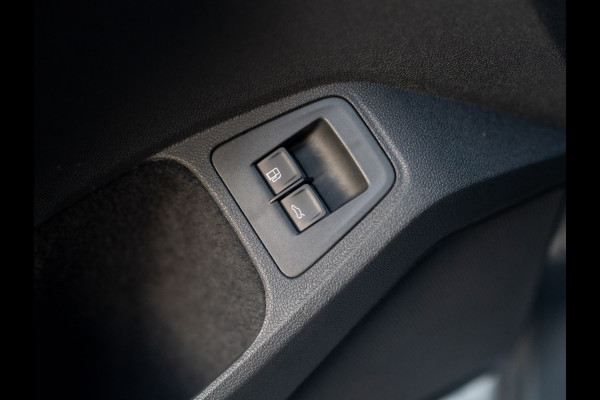 Volkswagen Tiguan 1.4 TSI eHybrid R-Line Business+ | 360 Camera | Stoelgeheugen | Head UP | Keyless | Side Assist | Leder | Prijs Rijklaar!!