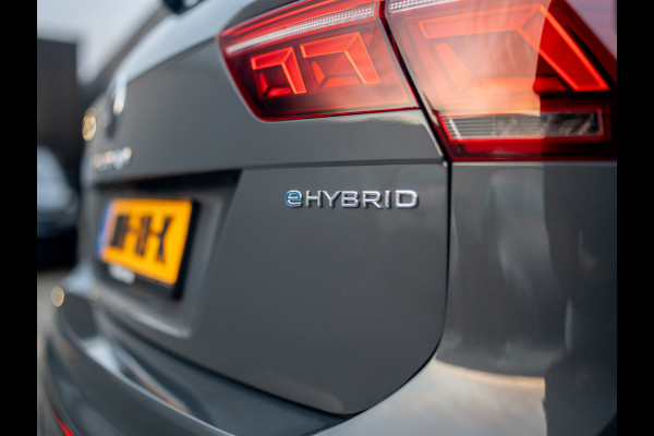 Volkswagen Tiguan 1.4 TSI eHybrid R-Line Business+ | 360 Camera | Stoelgeheugen | Head UP | Keyless | Side Assist | Leder | Prijs Rijklaar!!