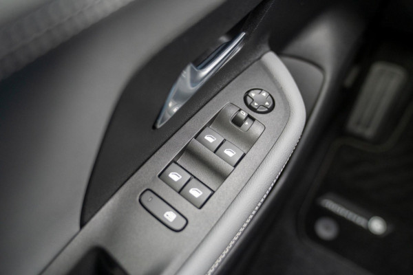 Opel Mokka-e Elegance 50-kWh |Prijs rijklaar incl 12 mnd garantie|Camera Ledverlichting Clima LMV 17"