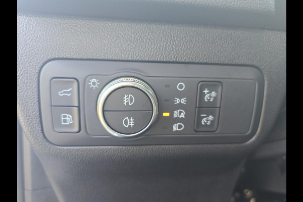 Ford Kuga 2.5 PHEV ST-Line X 225pk | Panoramadak | 20 inch met rode remklauwen | Winter Pack | Adaptieve cruise control | Head up Display | Adaptive LED