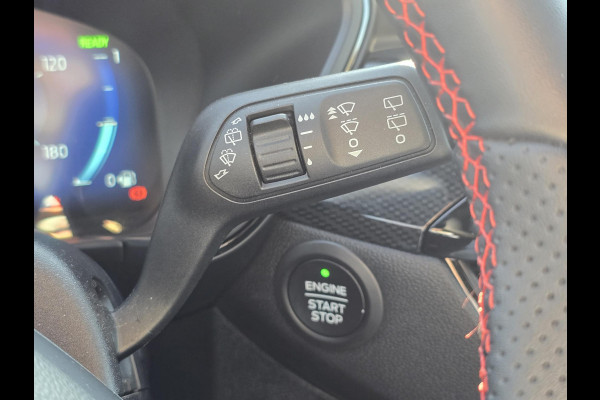 Ford Kuga 2.5 PHEV ST-Line X 225pk | Panoramadak | 20 inch met rode remklauwen | Winter Pack | Adaptieve cruise control | Head up Display | Adaptive LED
