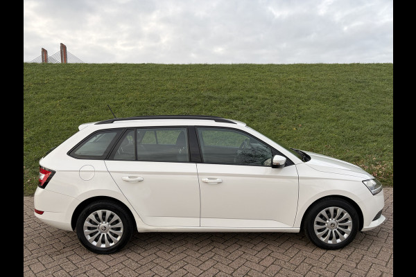 Škoda Fabia Combi 1.0 TSI Active BTW Auto | Apple Carplay | Lederen multifunct. Stuur | Airco