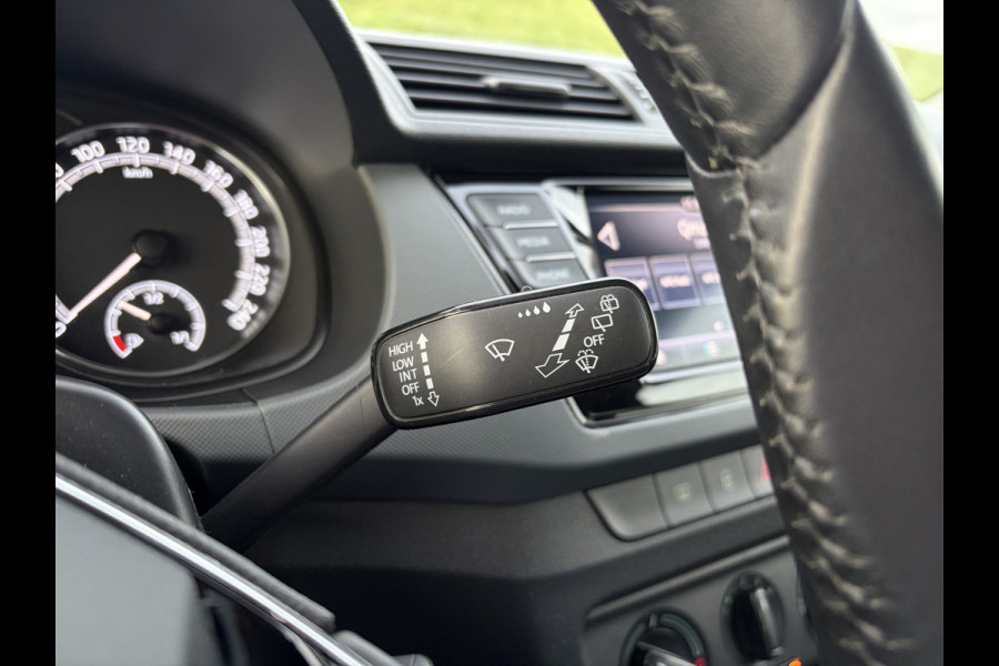 Škoda Fabia Combi 1.0 TSI Active BTW Auto | Apple Carplay | Lederen multifunct. Stuur | Airco