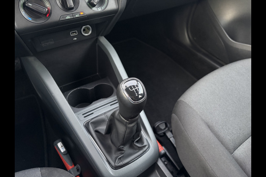 Škoda Fabia Combi 1.0 TSI Active BTW Auto | Apple Carplay | Lederen multifunct. Stuur | Airco