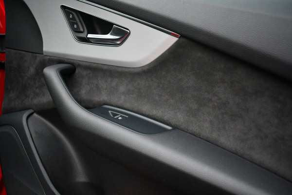 Audi Q7 55 TFSI e quattro S-Line Pano 22inch Contourzetels Luchtv