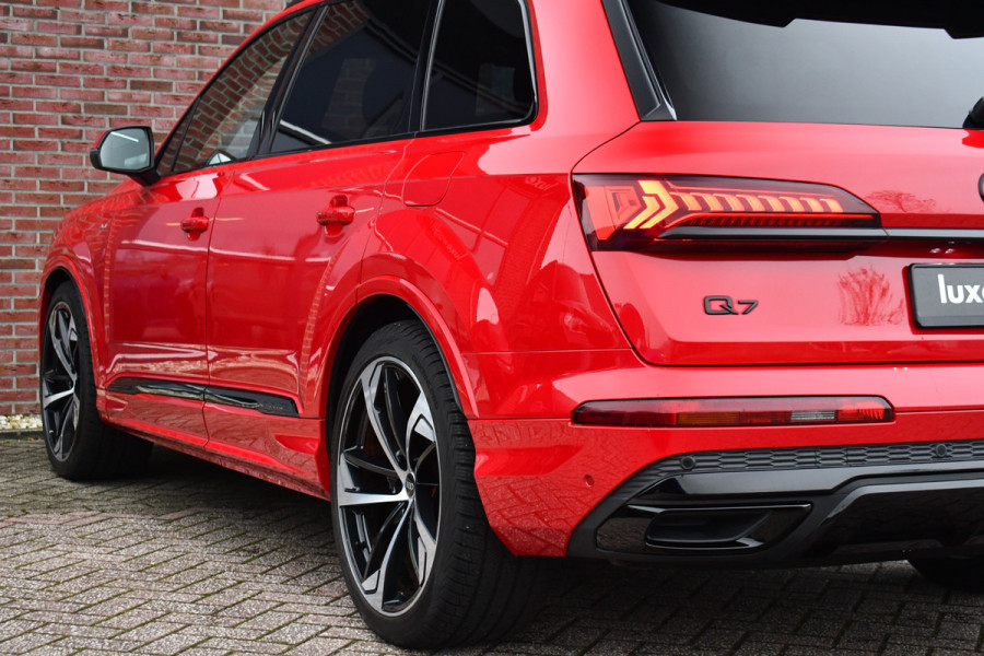 Audi Q7 55 TFSI e quattro S-Line Pano 22inch Contourzetels Luchtv