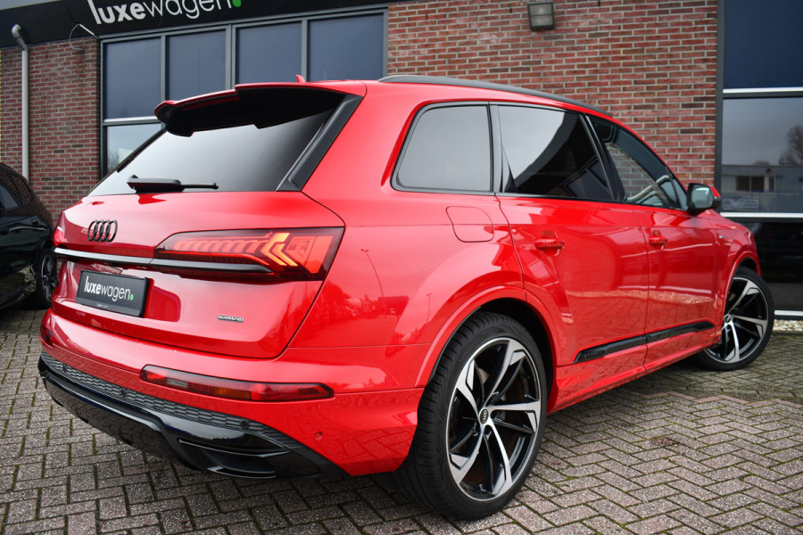 Audi Q7 55 TFSI e quattro S-Line Pano 22inch Contourzetels Luchtv