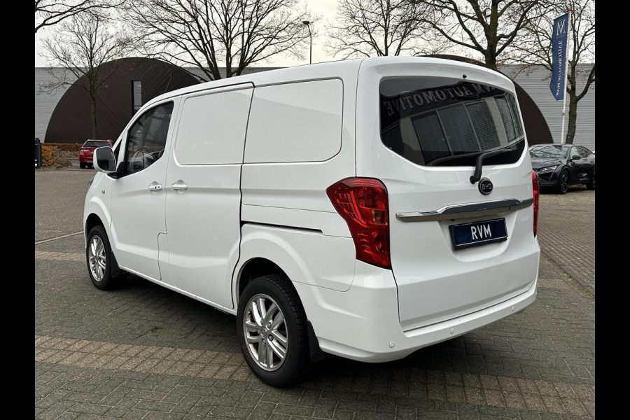 BYD ETP3 Standard 45 kWh VAN: €14.900,- EXCL. VOOR: €11.877,- EXCL. UW EINDEJAARSVOORDEEL: €3.023| CAMERA | STOELVERWARMING | KEYLESS | RIJKLAARPRIJS INCL. RESTERENDE FABRIEKSGARANTIE | BTW VERREKENBAAR |