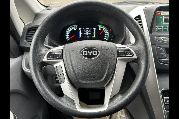 BYD ETP3 Standard 45 kWh VAN: €14.900,- EXCL. VOOR: €11.877,- EXCL. UW EINDEJAARSVOORDEEL: €3.023| CAMERA | STOELVERWARMING | KEYLESS | RIJKLAARPRIJS INCL. RESTERENDE FABRIEKSGARANTIE | BTW VERREKENBAAR |