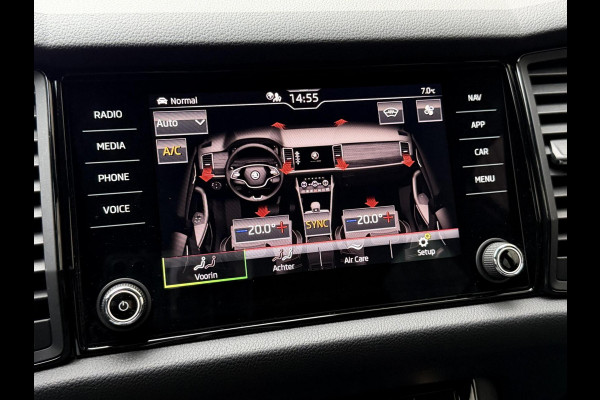 Škoda Kodiaq 1.5 TSI Sportline Automaat | Trekhaak uitklapbaar | Navigatiesysteem | Stoelverwarming | Stuurverwarming | Getint glas | Cruise