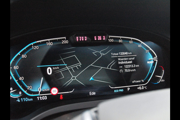 BMW iX3 Executive 80 kWh | Panoramadak | Sfeerverlichting | Camera | Apple Carplay | NL-Auto |