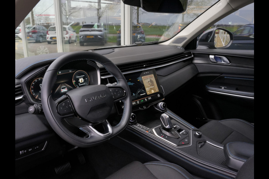 Lynk & Co 01 1.5 262pk | Panoramadak | Navigatie | DAB | Climate Control | Android/Apple Carplay