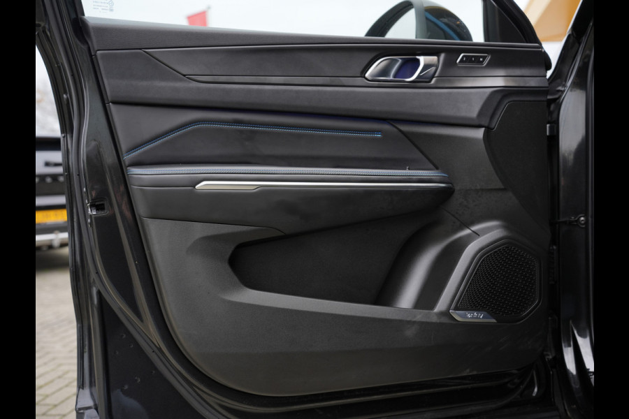 Lynk & Co 01 1.5 262pk | Panoramadak | Navigatie | DAB | Climate Control | Android/Apple Carplay