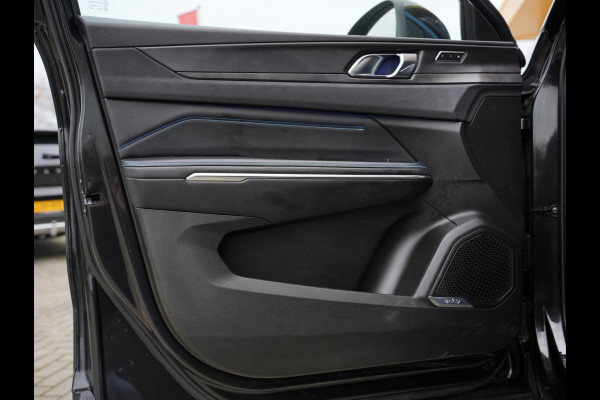 Lynk & Co 01 1.5 262pk | Panoramadak | Navigatie | DAB | Climate Control | Android/Apple Carplay