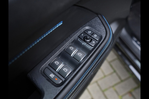 Lynk & Co 01 1.5 262pk | Panoramadak | Navigatie | DAB | Climate Control | Android/Apple Carplay