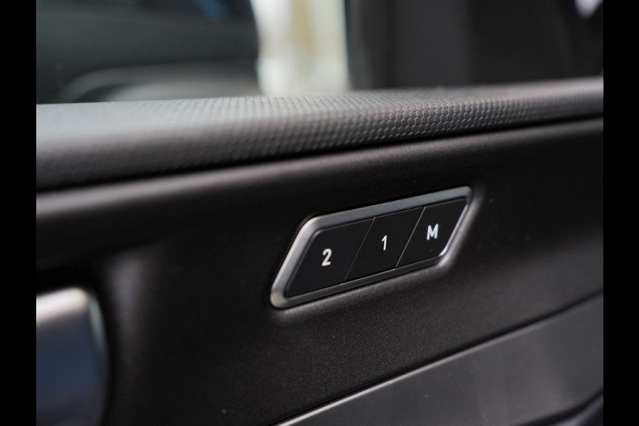 Lynk & Co 01 1.5 262pk | Panoramadak | Navigatie | DAB | Climate Control | Android/Apple Carplay