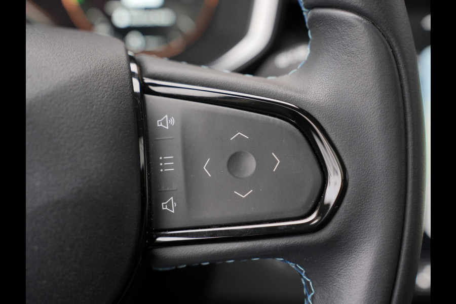 Lynk & Co 01 1.5 262pk | Panoramadak | Navigatie | DAB | Climate Control | Android/Apple Carplay