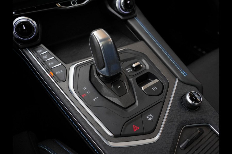 Lynk & Co 01 1.5 262pk | Panoramadak | Navigatie | DAB | Climate Control | Android/Apple Carplay