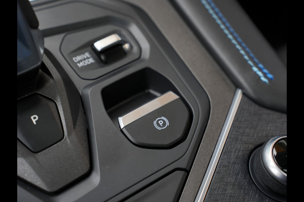 Lynk & Co 01 1.5 262pk | Panoramadak | Navigatie | DAB | Climate Control | Android/Apple Carplay