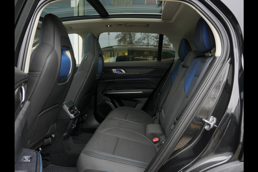 Lynk & Co 01 1.5 262pk | Panoramadak | Navigatie | DAB | Climate Control | Android/Apple Carplay