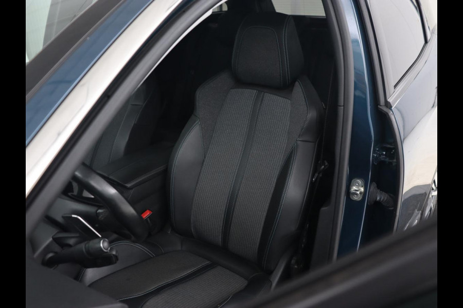 Peugeot 3008 1.6 HYbrid 225 Allure | Camera | Carplay | Half leder | Navigatie | Full LED | Parkeerhulp | Climate control | Cruise control | PHEV | Plug In