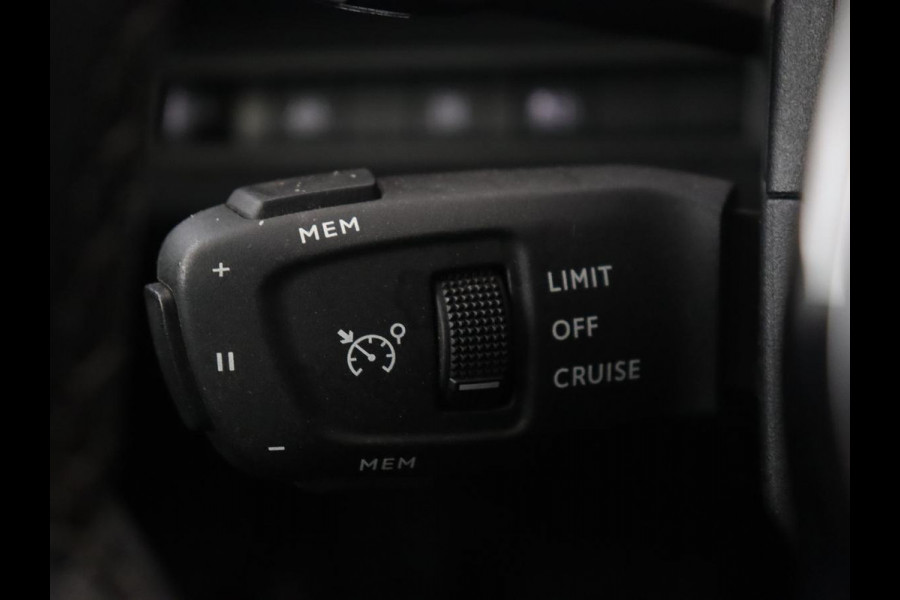 Peugeot 3008 1.6 HYbrid 225 Allure | Camera | Carplay | Half leder | Navigatie | Full LED | Parkeerhulp | Climate control | Cruise control | PHEV | Plug In