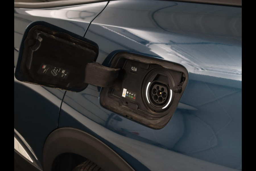 Peugeot 3008 1.6 HYbrid 225 Allure | Camera | Carplay | Half leder | Navigatie | Full LED | Parkeerhulp | Climate control | Cruise control | PHEV | Plug In