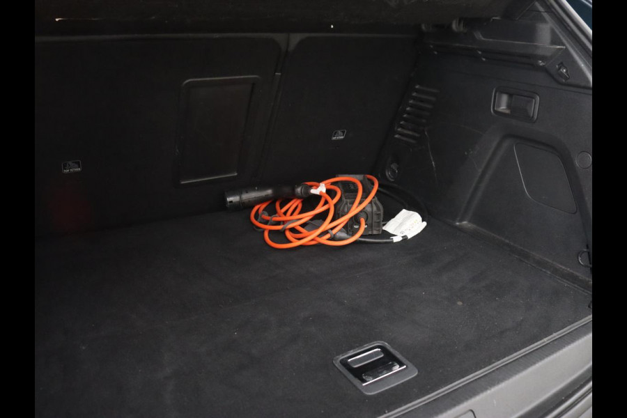 Peugeot 3008 1.6 HYbrid 225 Allure | Camera | Carplay | Half leder | Navigatie | Full LED | Parkeerhulp | Climate control | Cruise control | PHEV | Plug In