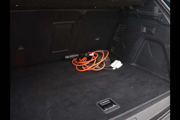Peugeot 3008 1.6 HYbrid 225 Allure | Camera | Carplay | Half leder | Navigatie | Full LED | Parkeerhulp | Climate control | Cruise control | PHEV | Plug In