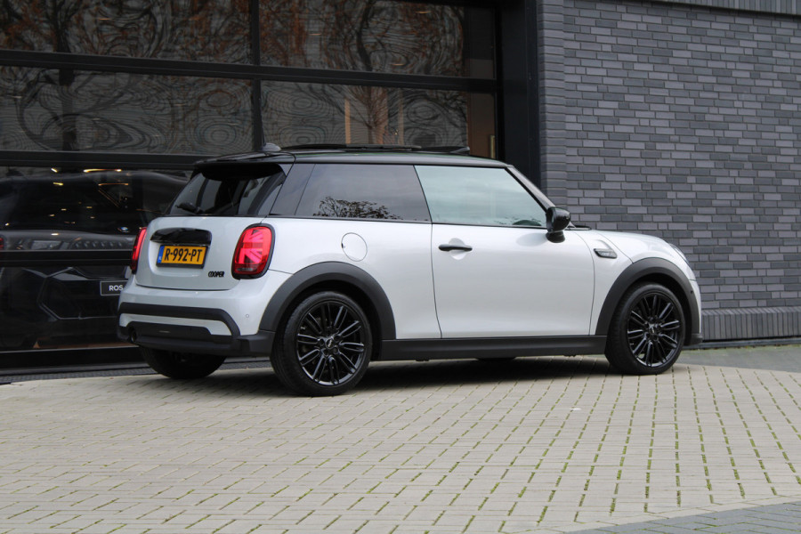 MINI Mini 1.5 Cooper Camden Plus Edition | NAP | PANO | HUD | H&K | CAMERA | CARPLAY | STOELVERW |