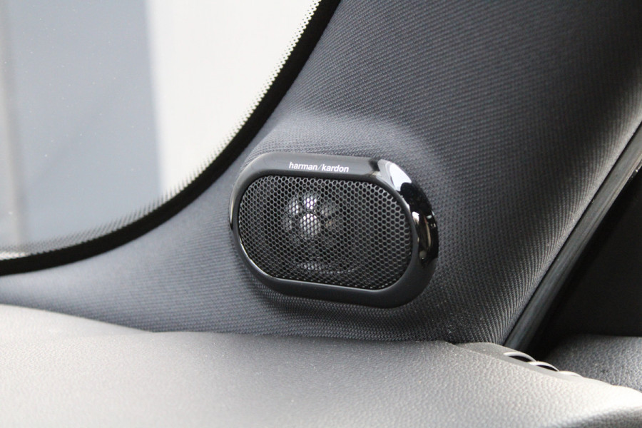 MINI Mini 1.5 Cooper Camden Plus Edition | NAP | PANO | HUD | H&K | CAMERA | CARPLAY | STOELVERW |