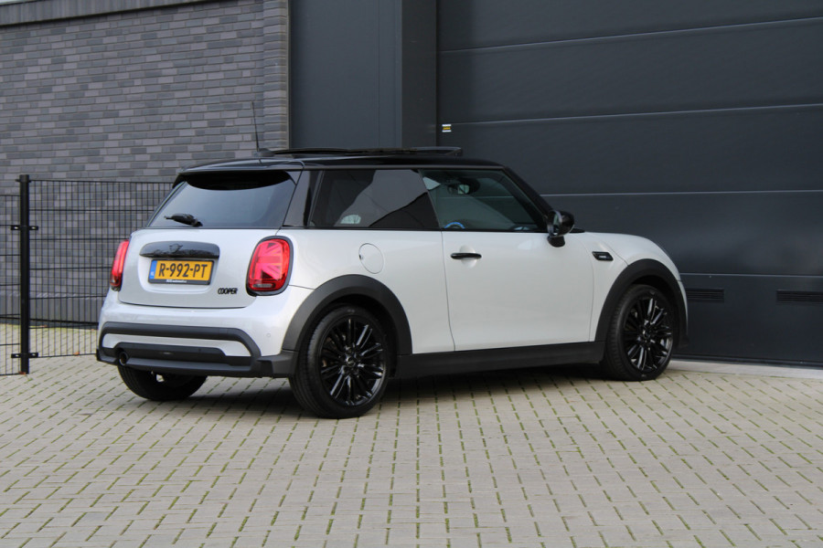 MINI Mini 1.5 Cooper Camden Plus Edition | NAP | PANO | HUD | H&K | CAMERA | CARPLAY | STOELVERW |