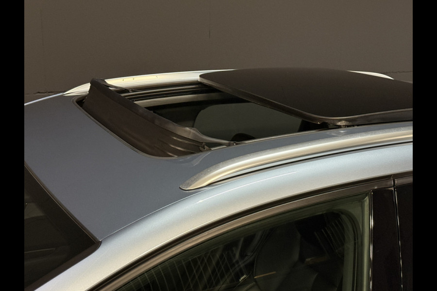 Audi Q4 e-tron 40 Launch edition Advanced Plus 77 kWh | Panoramadak | Lederen sportstoelen | Sonos | Adaptive cruise