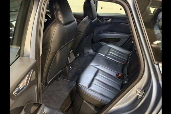 Audi Q4 e-tron 40 Launch edition Advanced Plus 77 kWh | Panoramadak | Lederen sportstoelen | Sonos | Adaptive cruise