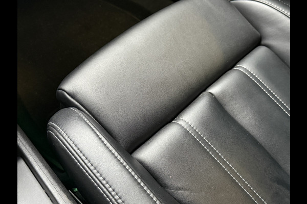 Audi Q4 e-tron 40 Launch edition Advanced Plus 77 kWh | Panoramadak | Lederen sportstoelen | Sonos | Adaptive cruise