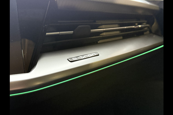 Audi Q4 e-tron 40 Launch edition Advanced Plus 77 kWh | Panoramadak | Lederen sportstoelen | Sonos | Adaptive cruise