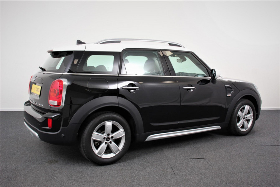 MINI Countryman 1.5 Automaat Cooper Chili | Navigatie | Climate control | Cruise control | Lichtmetalen velgen | Parkeer Sensoren