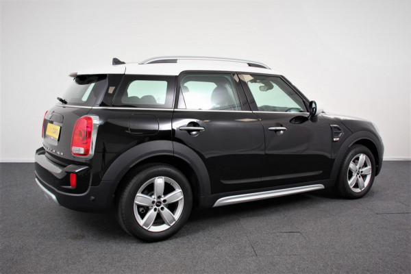 MINI Countryman 1.5 Automaat Cooper Chili | Navigatie | Climate control | Cruise control | Lichtmetalen velgen | Parkeer Sensoren