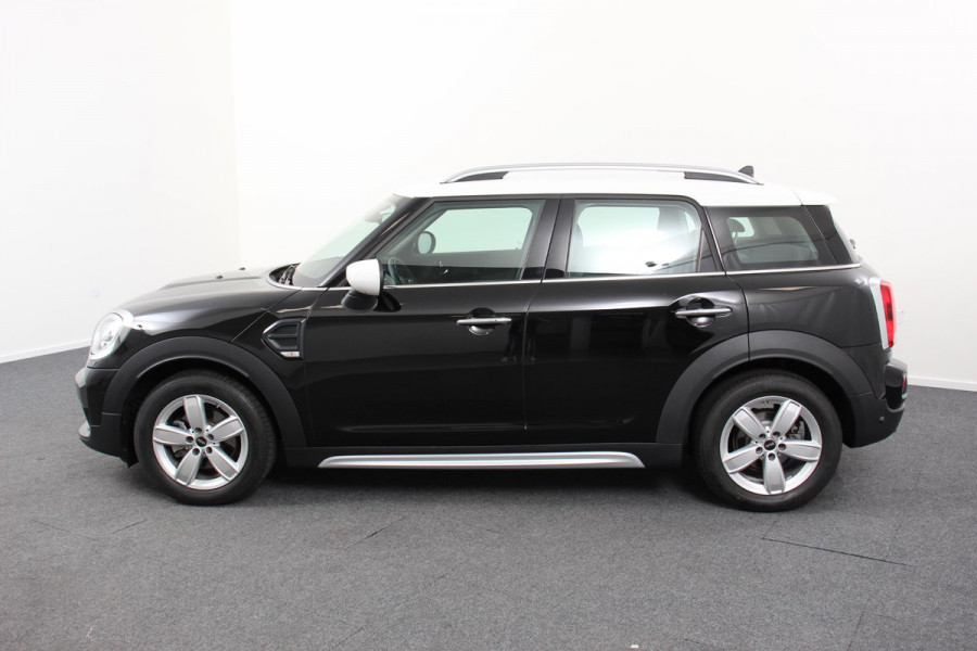 MINI Countryman 1.5 Automaat Cooper Chili | Navigatie | Climate control | Cruise control | Lichtmetalen velgen | Parkeer Sensoren