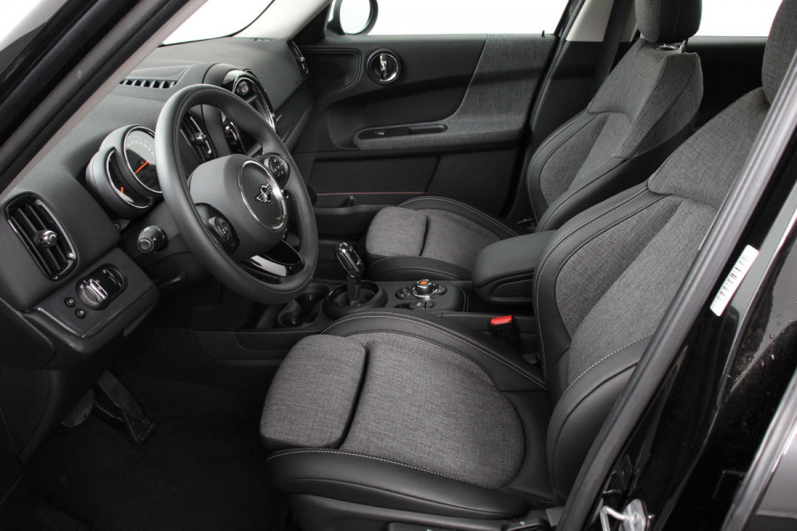 MINI Countryman 1.5 Automaat Cooper Chili | Navigatie | Climate control | Cruise control | Lichtmetalen velgen | Parkeer Sensoren