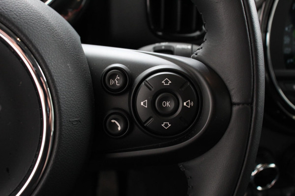 MINI Countryman 1.5 Automaat Cooper Chili | Navigatie | Climate control | Cruise control | Lichtmetalen velgen | Parkeer Sensoren