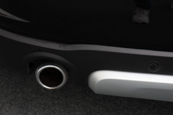 MINI Countryman 1.5 Automaat Cooper Chili | Navigatie | Climate control | Cruise control | Lichtmetalen velgen | Parkeer Sensoren