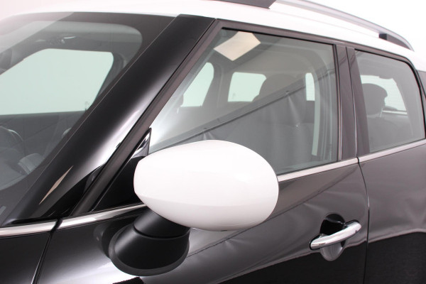 MINI Countryman 1.5 Automaat Cooper Chili | Navigatie | Climate control | Cruise control | Lichtmetalen velgen | Parkeer Sensoren