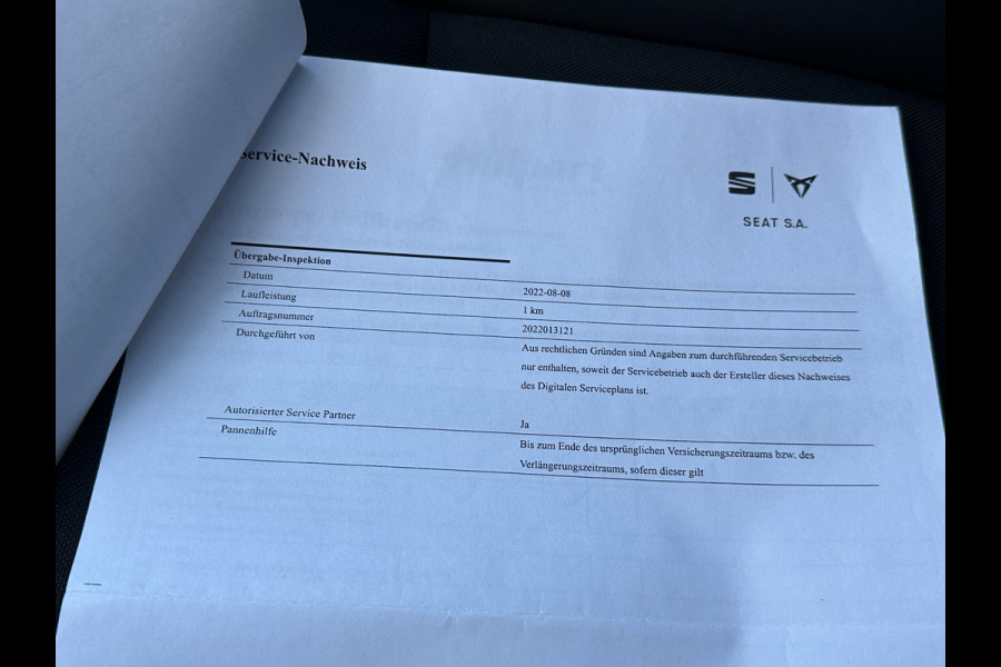 CUPRA Leon Sportstourer 1.4 TSI eHybrid PHEV FR Business Intense VAN: €29.900,- VOOR: €26.440,- UW EINDEJAARSVOORDEEL: €3.460| LAGE KM STAND PAS 35.000KM ! | ELEK. TREKHAAK| STOEL + STUUR VERWARMING| CAMERA| ADAP. CRUISE | RIJKLAAR GELEVERD MET 12 MND BOVAG GARANTIE |