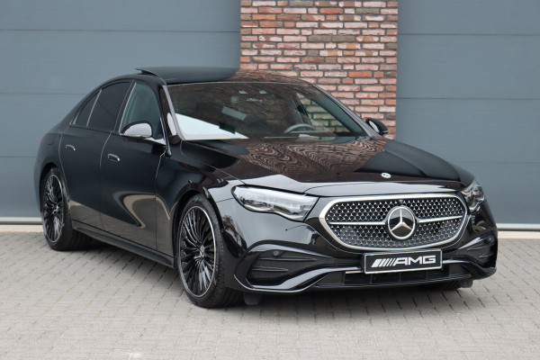 Mercedes-Benz E-Klasse 200 Premium+ AMG Line | Hyperscreen | Luchtvering | Achterasbesturing | Massage | Distronic+ | Stoelventilatie | Burmester | Soft-Close | Vlakkenverwarming | Digital Light | Panoramadak | HUD |