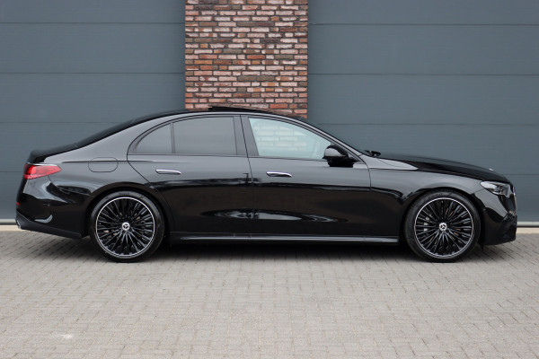 Mercedes-Benz E-Klasse 200 Premium+ AMG Line | Hyperscreen | Luchtvering | Achterasbesturing | Massage | Distronic+ | Stoelventilatie | Burmester | Soft-Close | Vlakkenverwarming | Digital Light | Panoramadak | HUD |