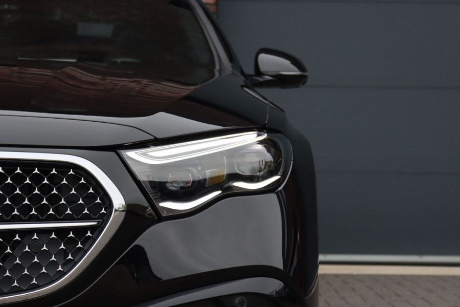 Mercedes-Benz E-Klasse 200 Premium+ AMG Line | Hyperscreen | Luchtvering | Achterasbesturing | Massage | Distronic+ | Stoelventilatie | Burmester | Soft-Close | Vlakkenverwarming | Digital Light | Panoramadak | HUD |